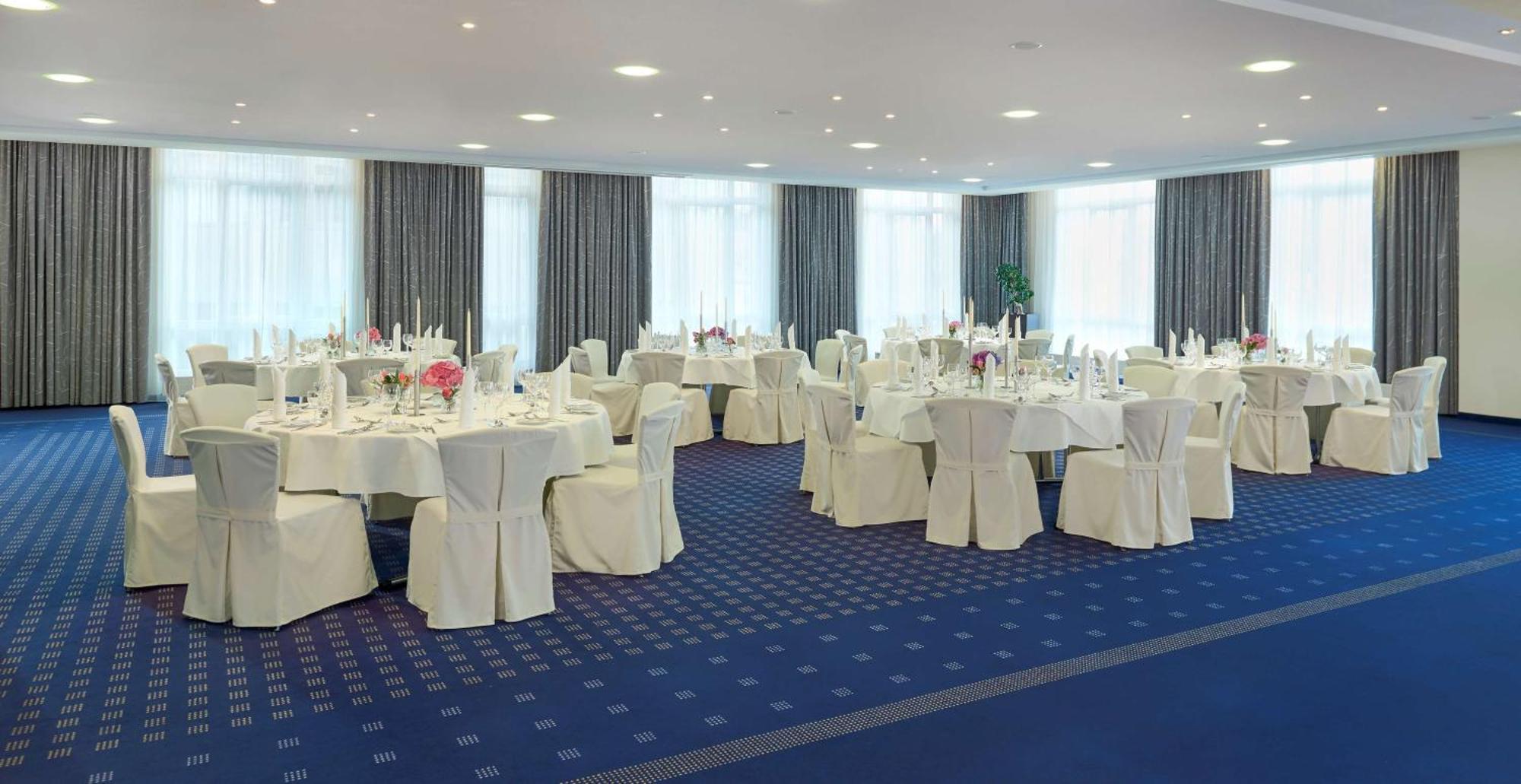 Dorint Hotel Am Dom Эрфурт Экстерьер фото